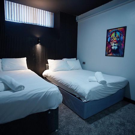 Nero Suite Sleeps Fourteen Manchester Zewnętrze zdjęcie